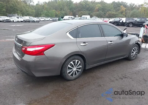2016 Nissan Altima 2.5/2.5 S/2.5 Sl/2.5 Sr/2.5 Sv из США, поврежденный, VIN 1N4AL3AP3GN349164